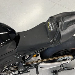 Sitzbankplatte 10 Mm, Kurze Version 10 Sitzbankplatte 10 Mm, Kurze Version -Alpha Speed Verkaufsgeschäft 4663b001a11 06 23431