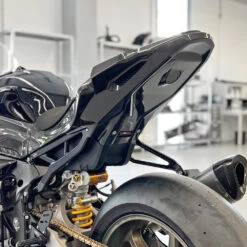 Höcker Carbon -Alpha Speed Verkaufsgeschäft 4663b009b05 22 26181